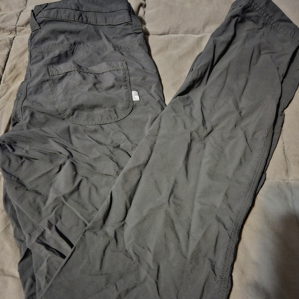 Mountain hard wear size 2/34